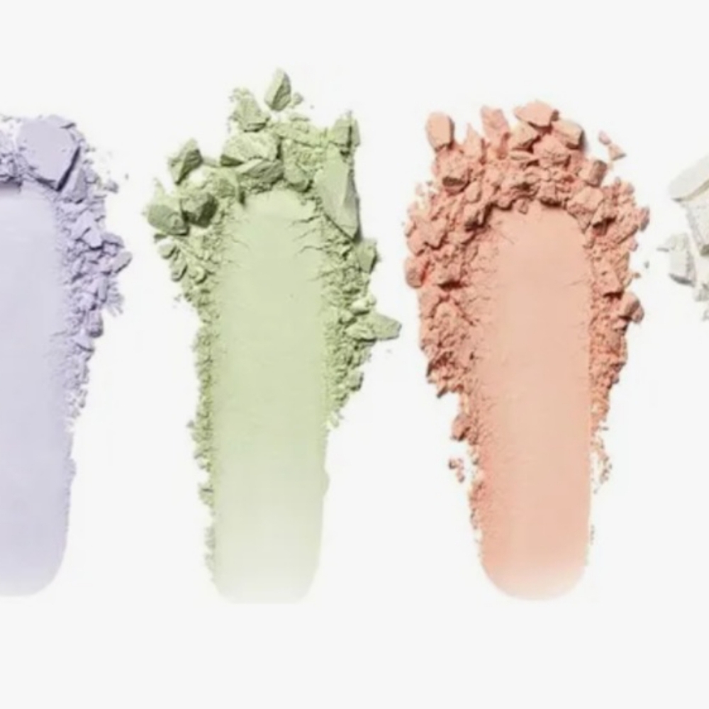 Stila One Step Correcting Brightening Finishing Powder Light - Picture 4 of 4